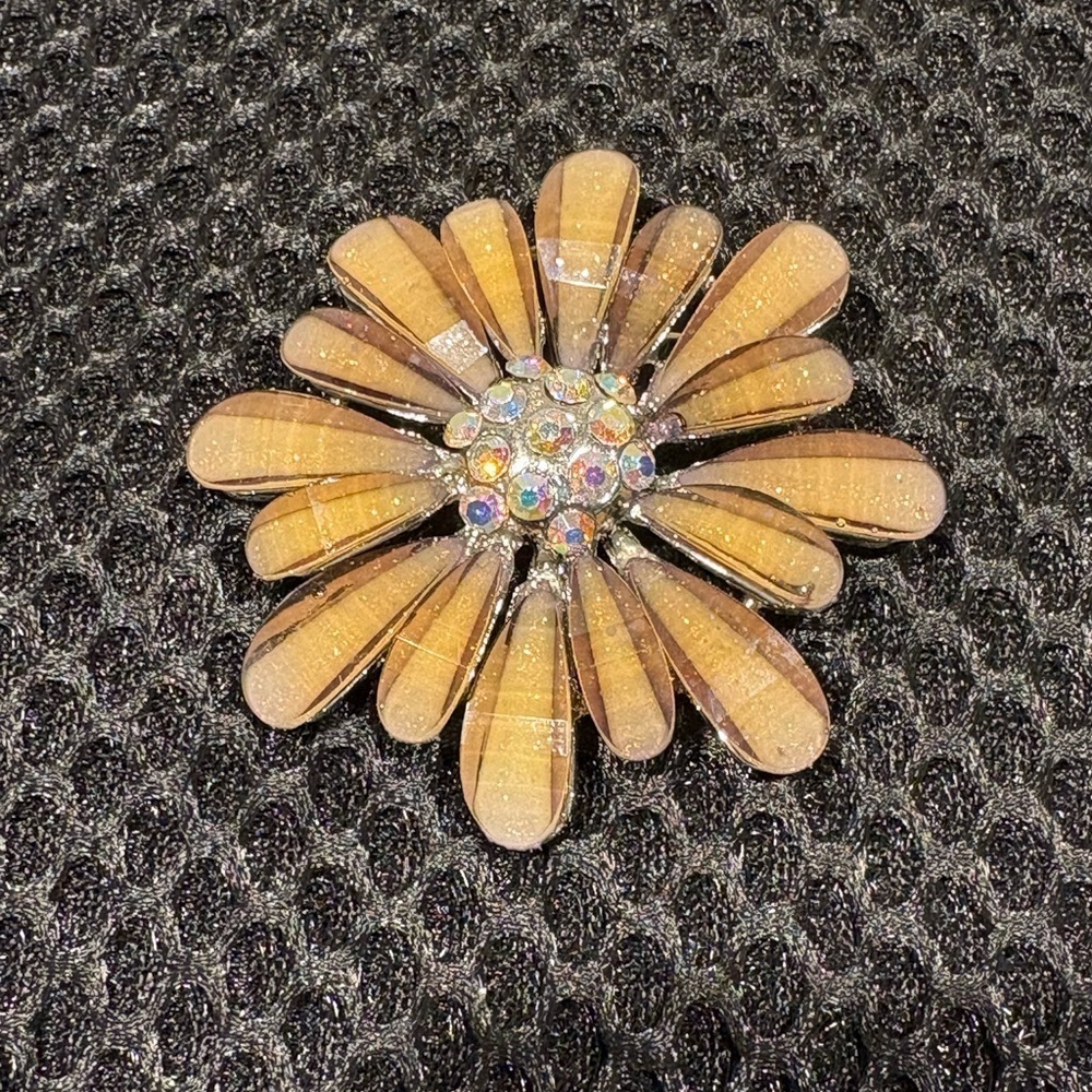 Mid-Century Modern Daisy Flower Brooch with Aurora Borealis Rhinestones